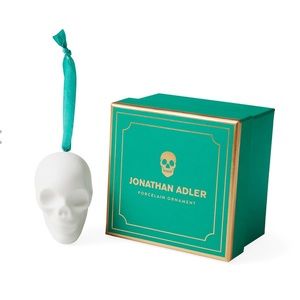 NWT Jonathan Adler Skull Ornament